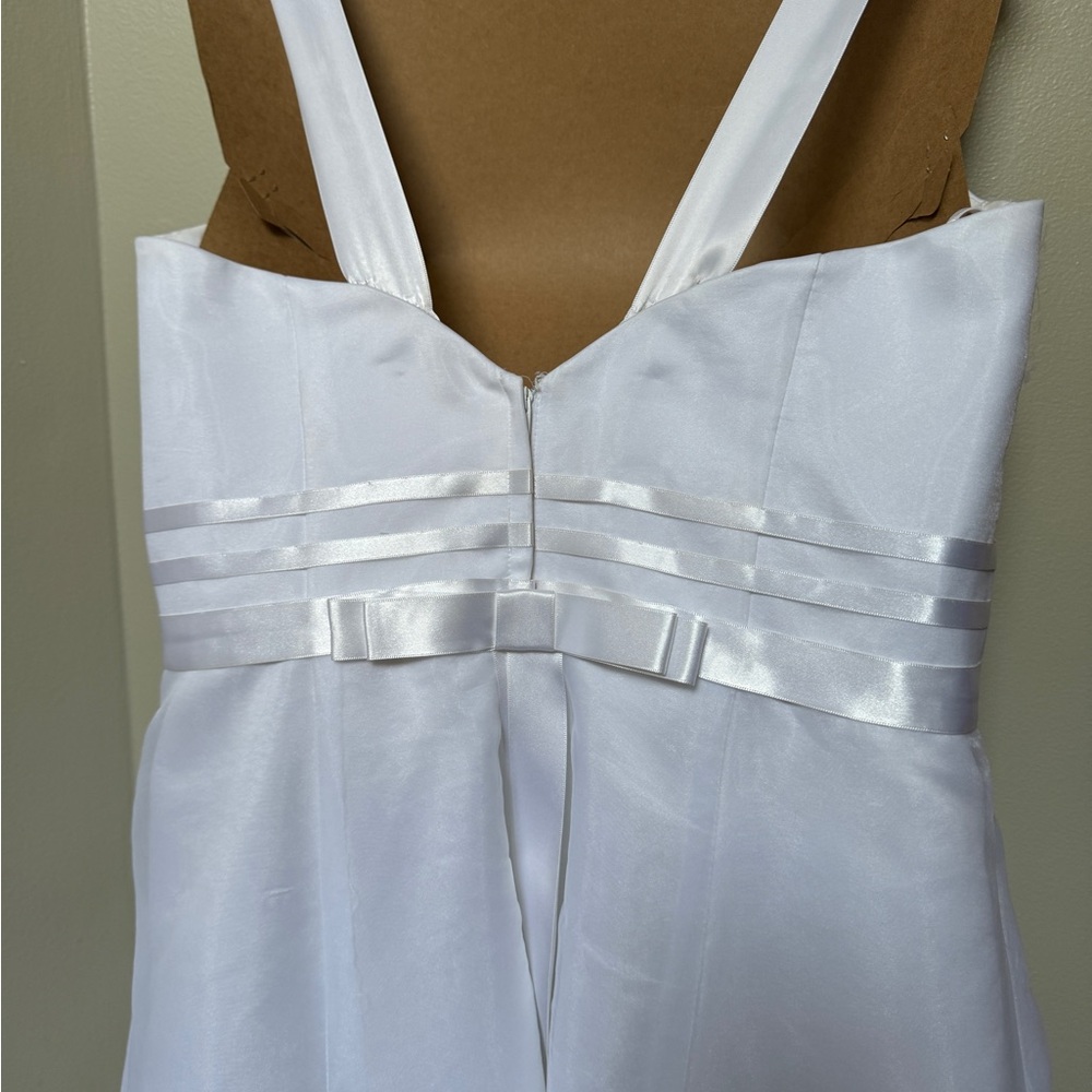 Davids Bridal | EUC Strapless Wedding Dress | 16 - Picture 8 of 11